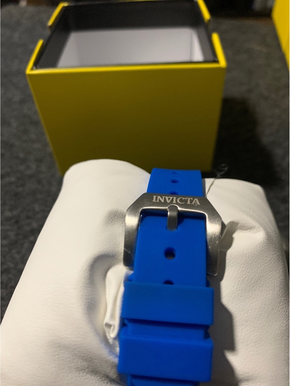 Invicta Racing quartz watch - Picture 2 of 5
